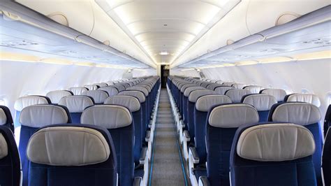 Azores Airlines Reviews and Flights (with pictures) .